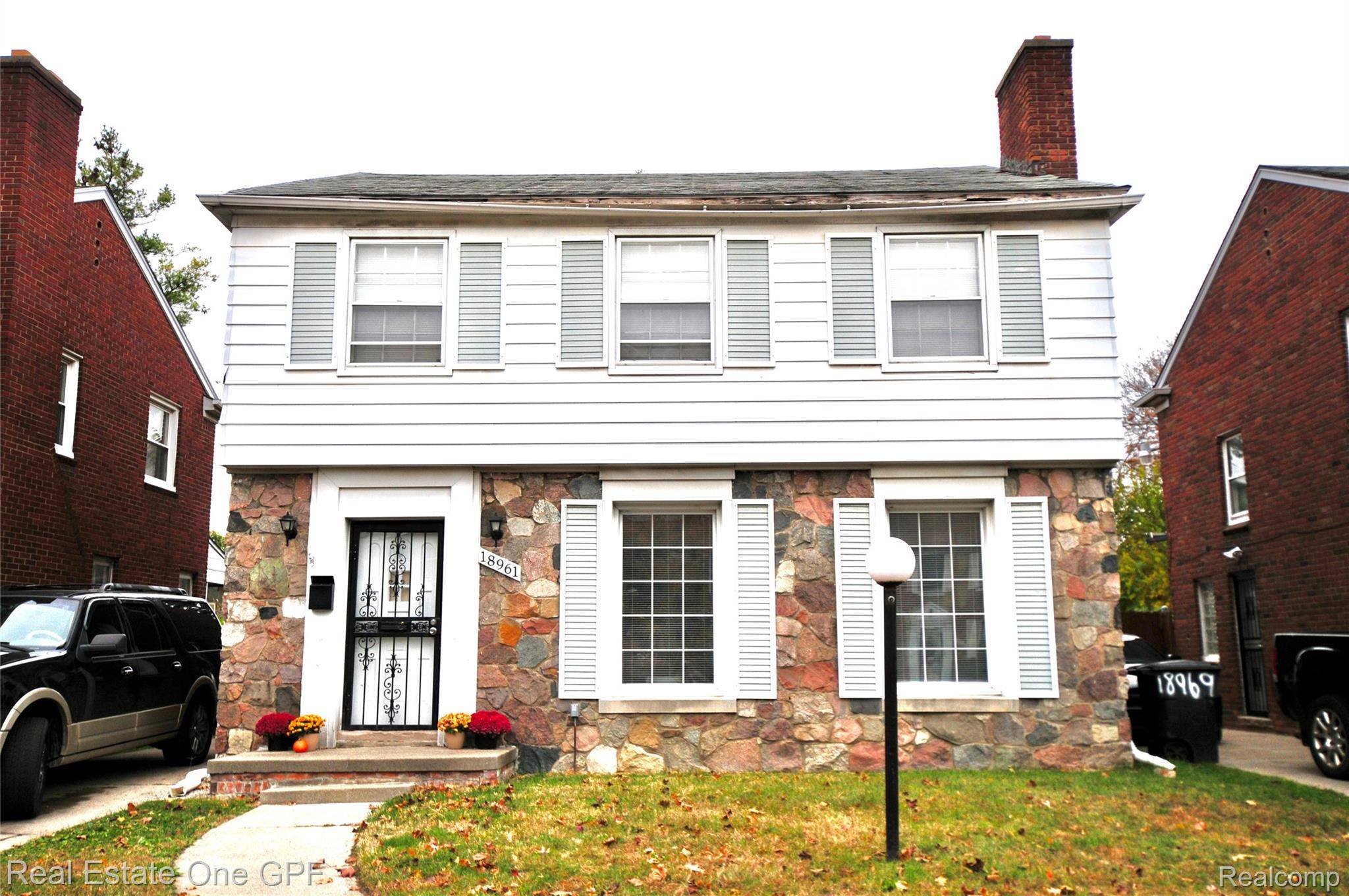 Detroit, MI 48235,18961 Sorrento ST