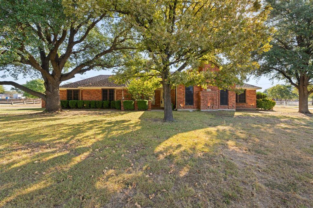 Oak Leaf, TX 75154,804 Little Creek Trail