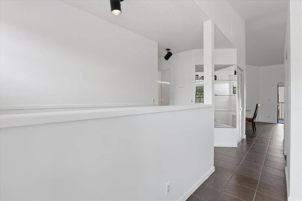 Deerfield Beach, FL 33442,208 Lincoln Ct #208