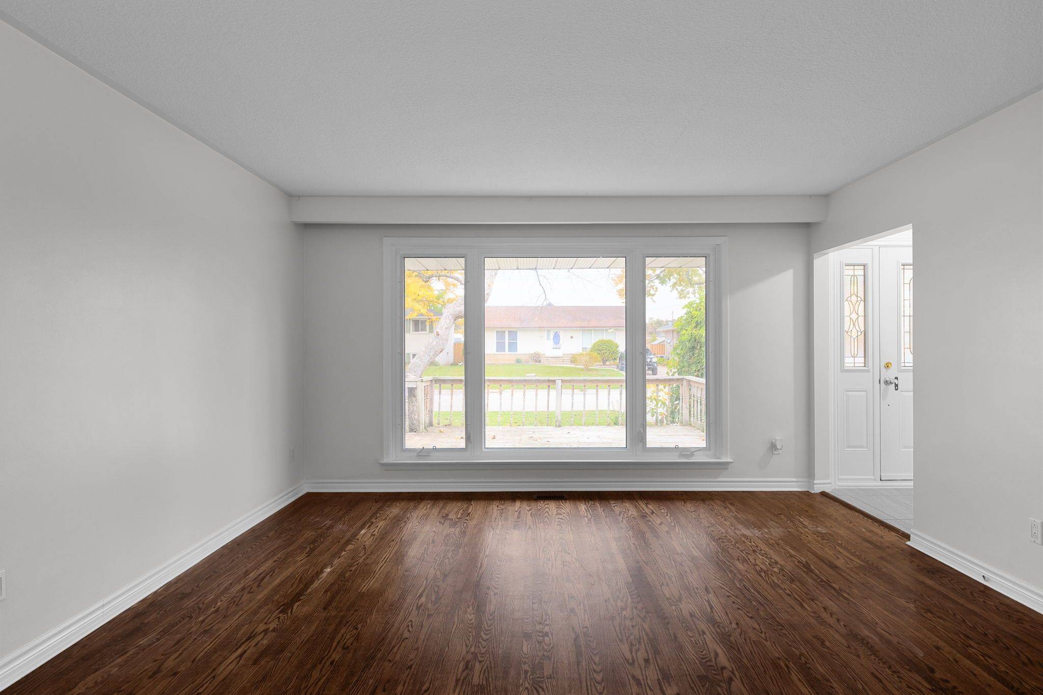 Barrie, ON L4M 2X1,65 Ottaway AVE