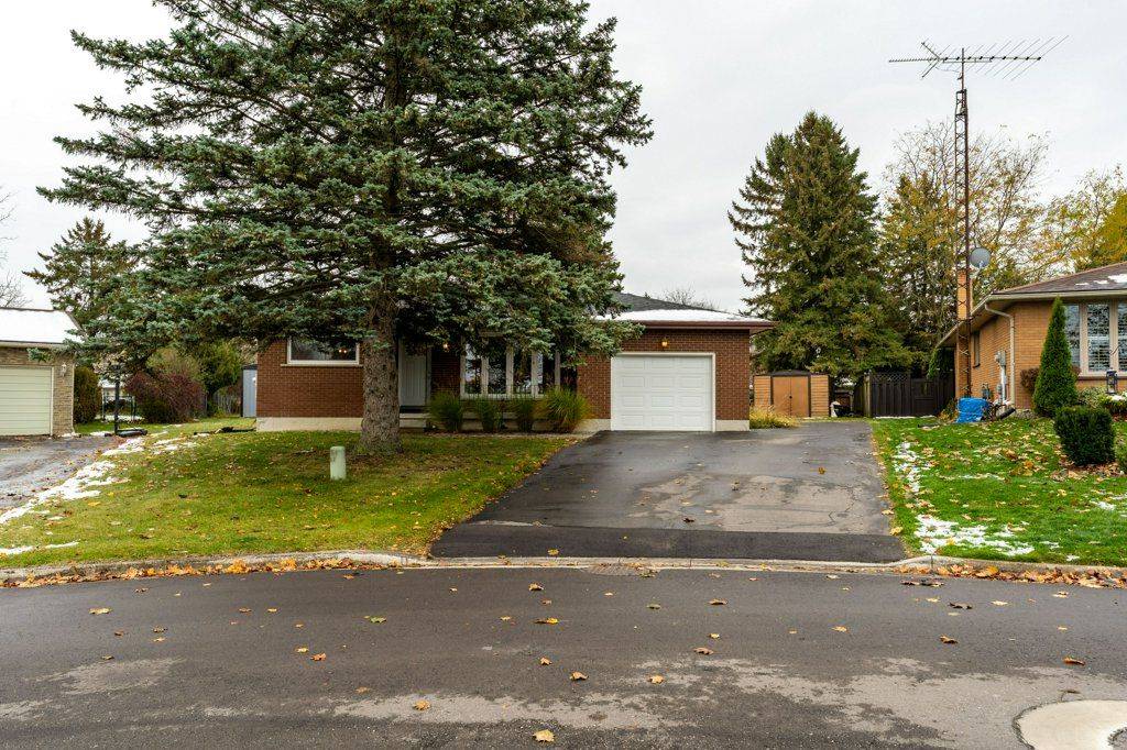 Norfolk, ON N0E 1Y0,14 Orchard CRES