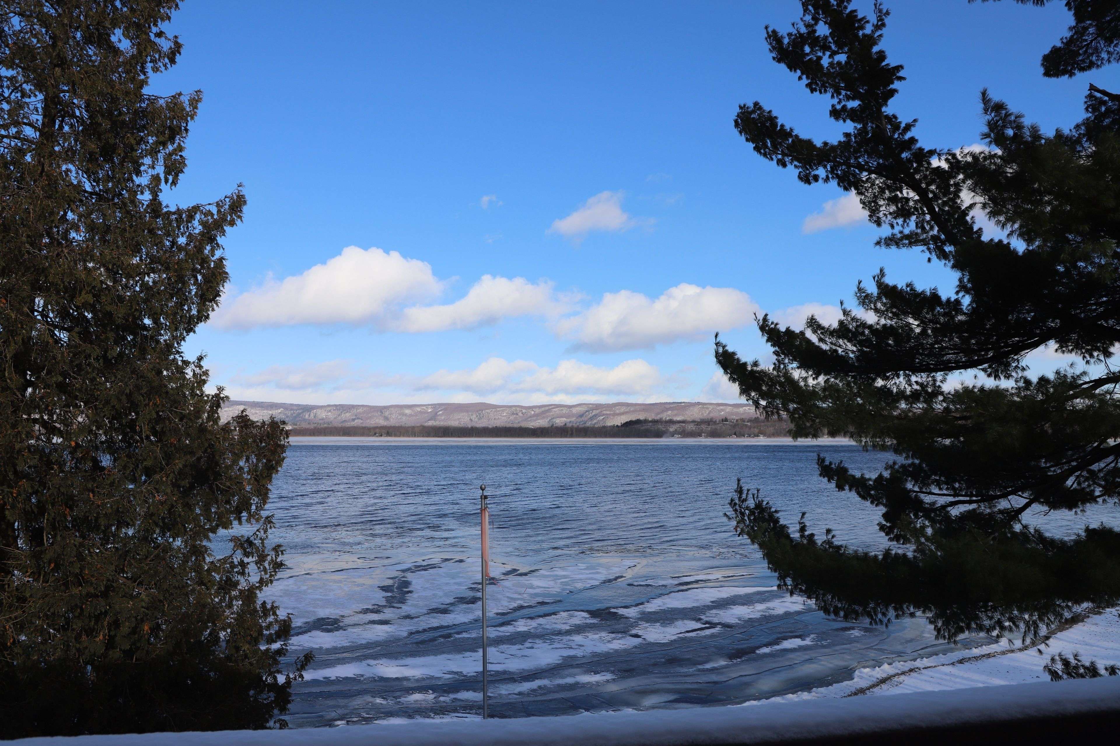 Constance Bay - Dunrobin - Kilmaurs - Woodlawn, ON K0A 1T0,2890 Barlow CRES