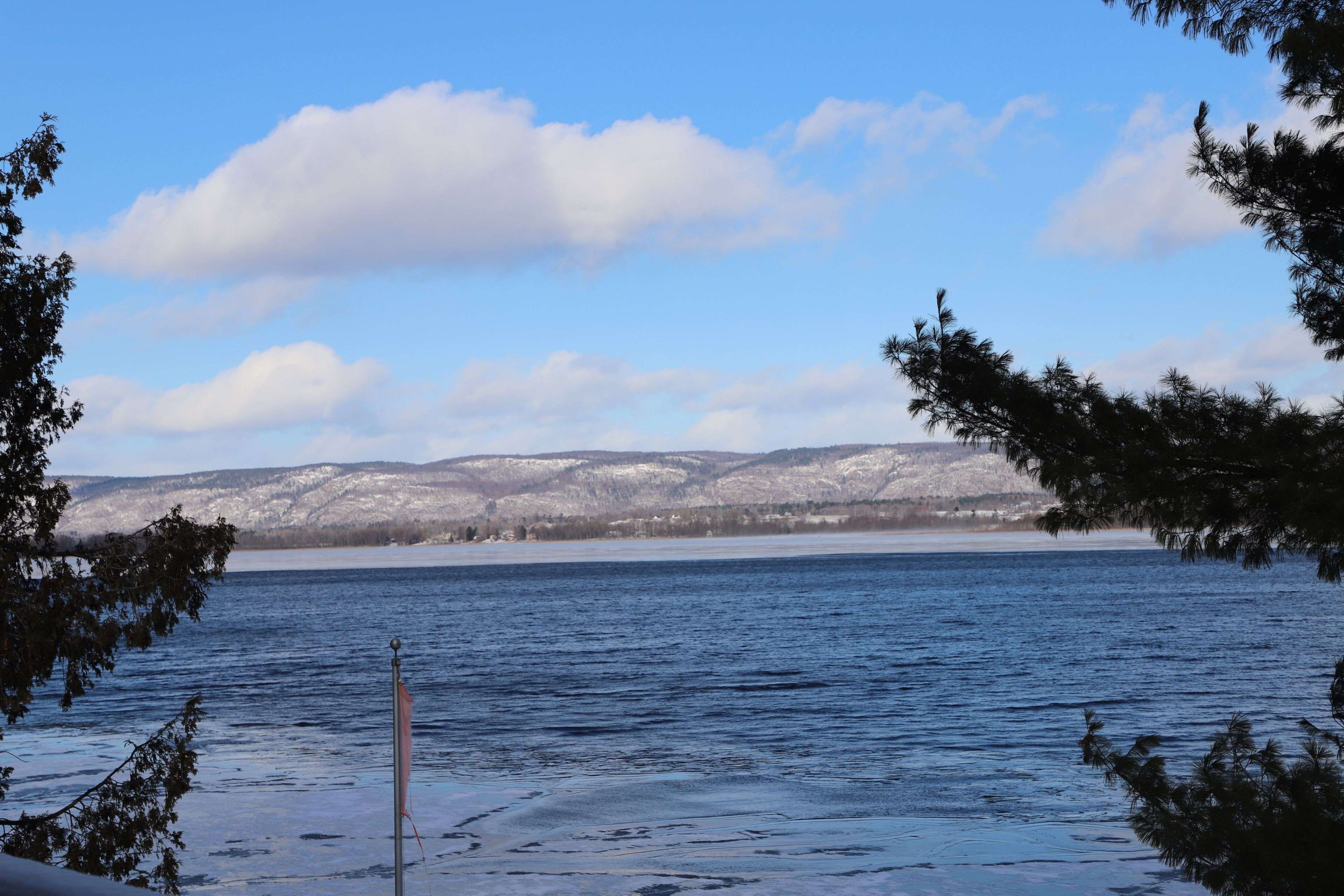 Constance Bay - Dunrobin - Kilmaurs - Woodlawn, ON K0A 1T0,2890 Barlow CRES