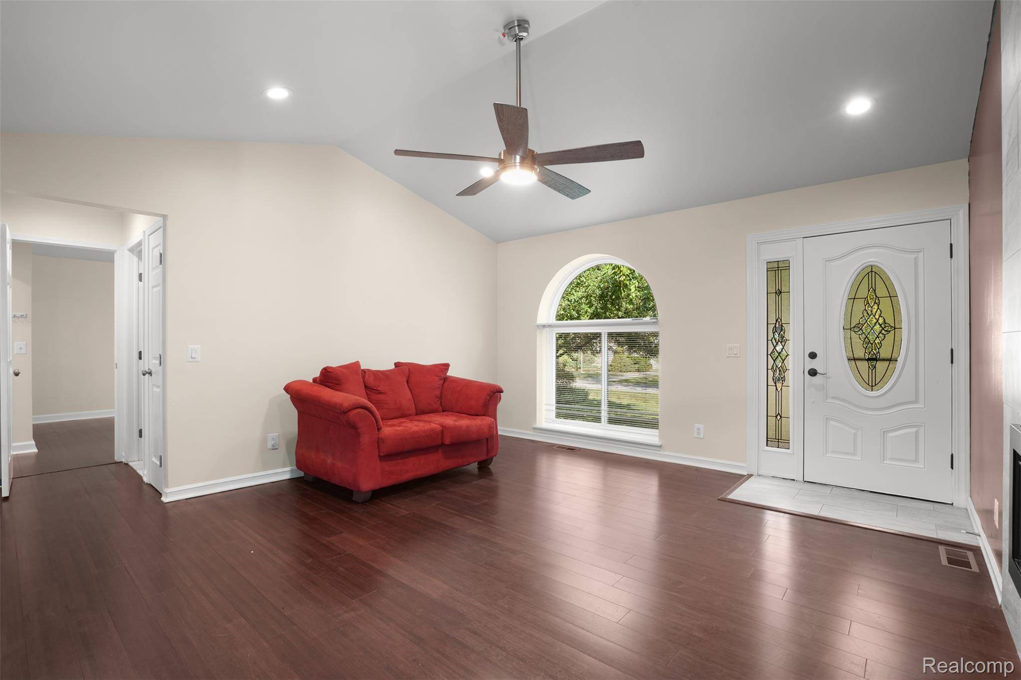 Farmington Hills, MI 48336,21221 Hamilton AVE