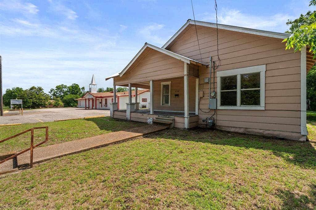 Corsicana, TX 75110,404 S 34th Street