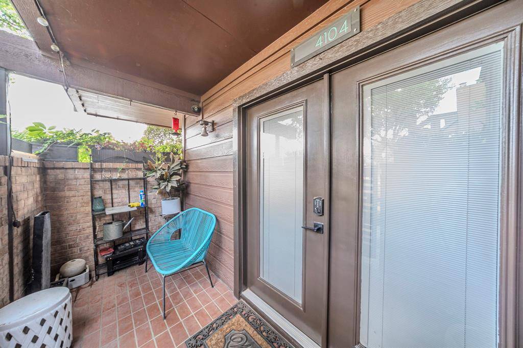 Arlington, TX 76006,1704 Baird Farm Circle #4104