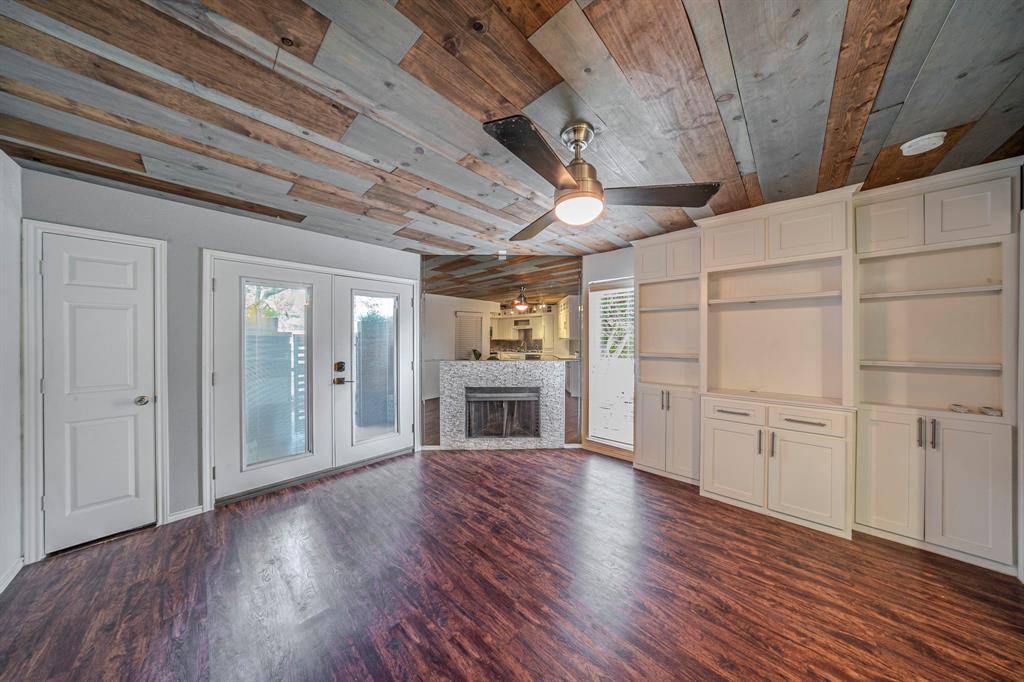 Arlington, TX 76006,1704 Baird Farm Circle #4104