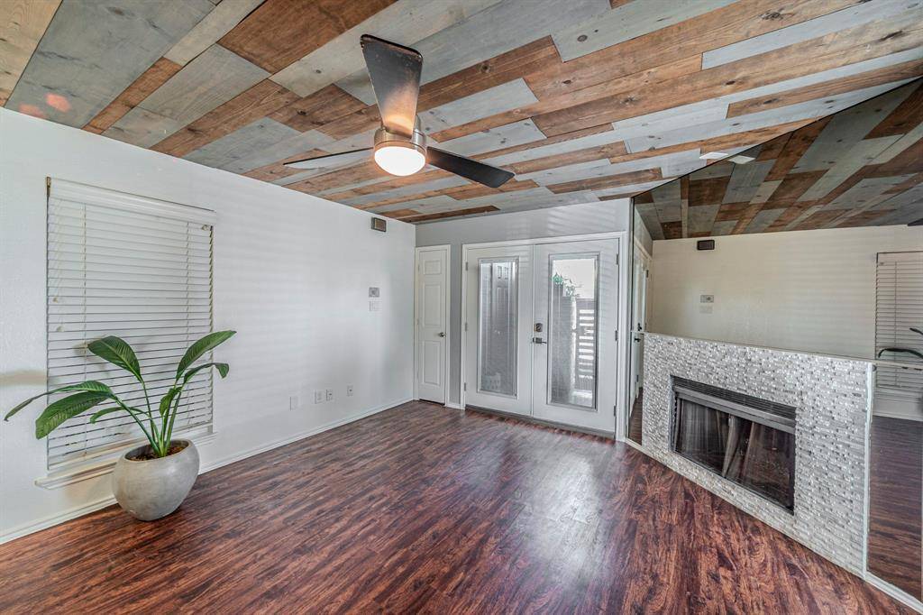 Arlington, TX 76006,1704 Baird Farm Circle #4104