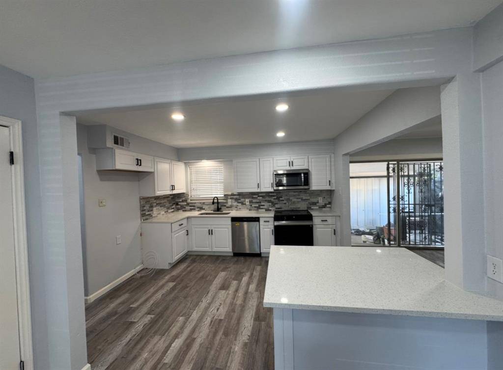 Dallas, TX 75216,4521 Malden Lane