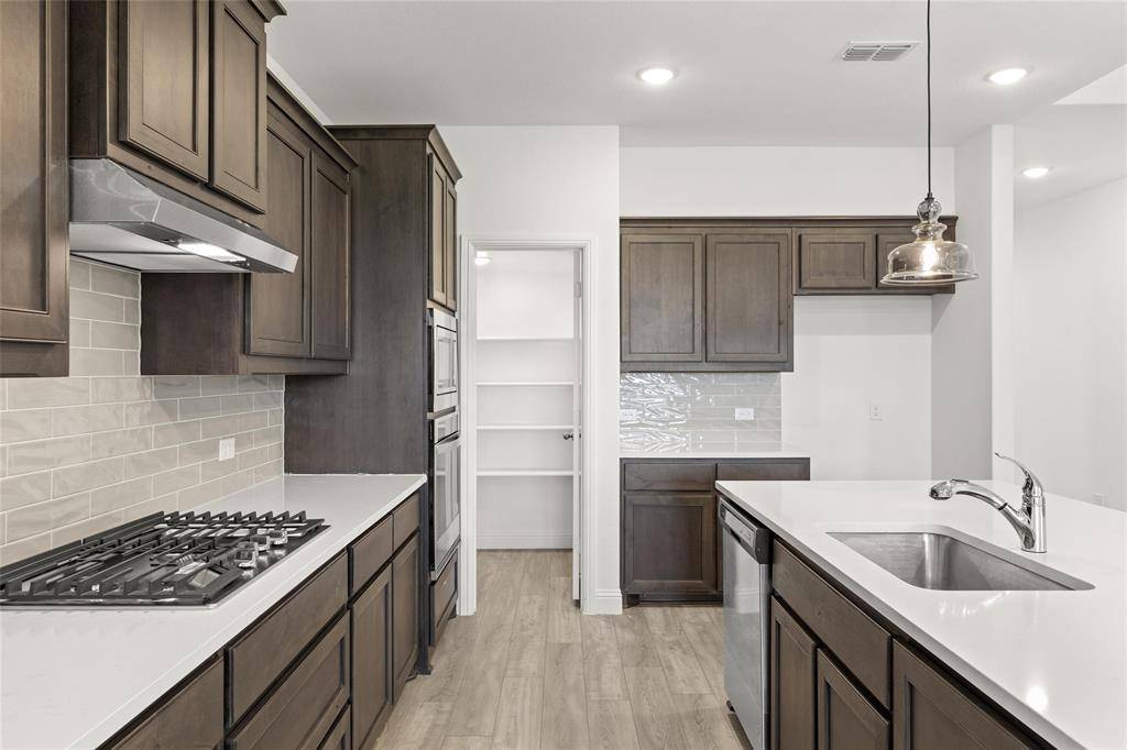 Van Alstyne, TX 75495,1442 Pecos Street