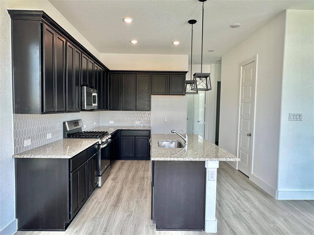 Gainesville, TX 76240,1432 Bluebonnet Boulevard