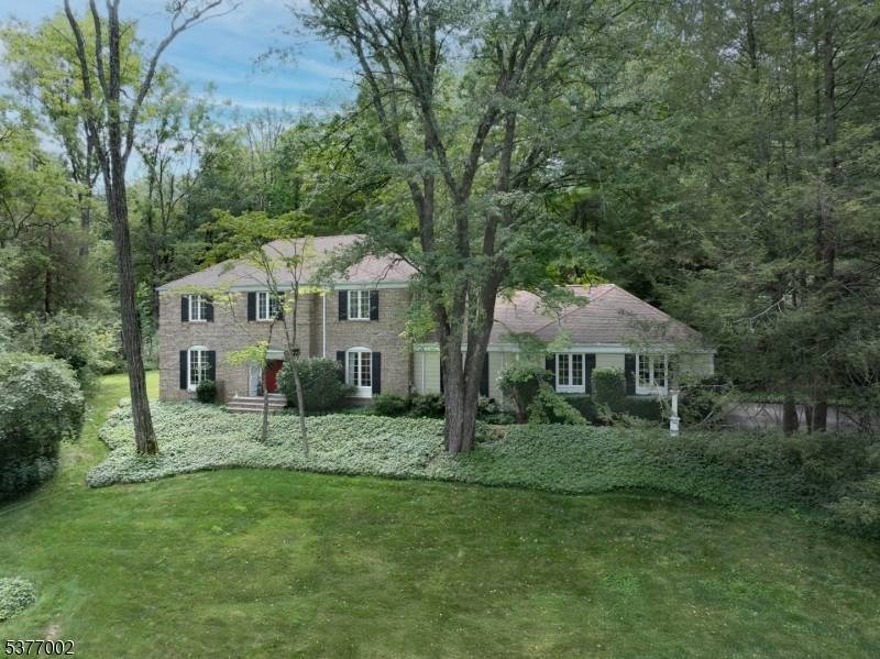 Mendham Twp., NJ 07945,16 Glen Gary Dr