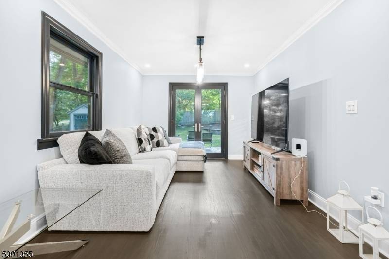 North Caldwell Boro, NJ 07006,160 Grandview Ave