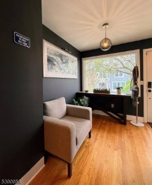 Weehawken Twp., NJ 07086,8 Carroll Pl