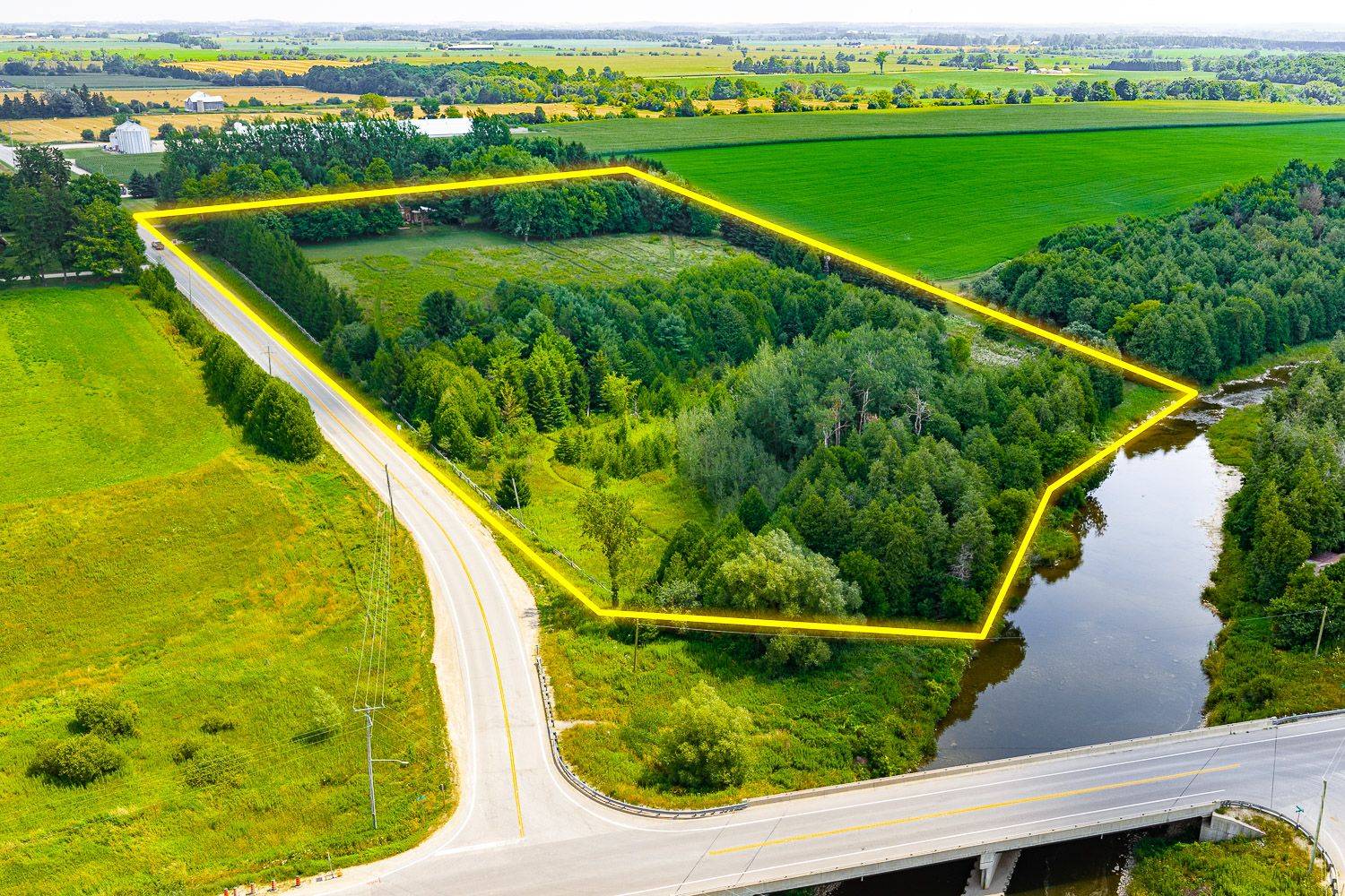 East Luther Grand Valley, ON L9W 0W6,282398 County Rd 10 N/A