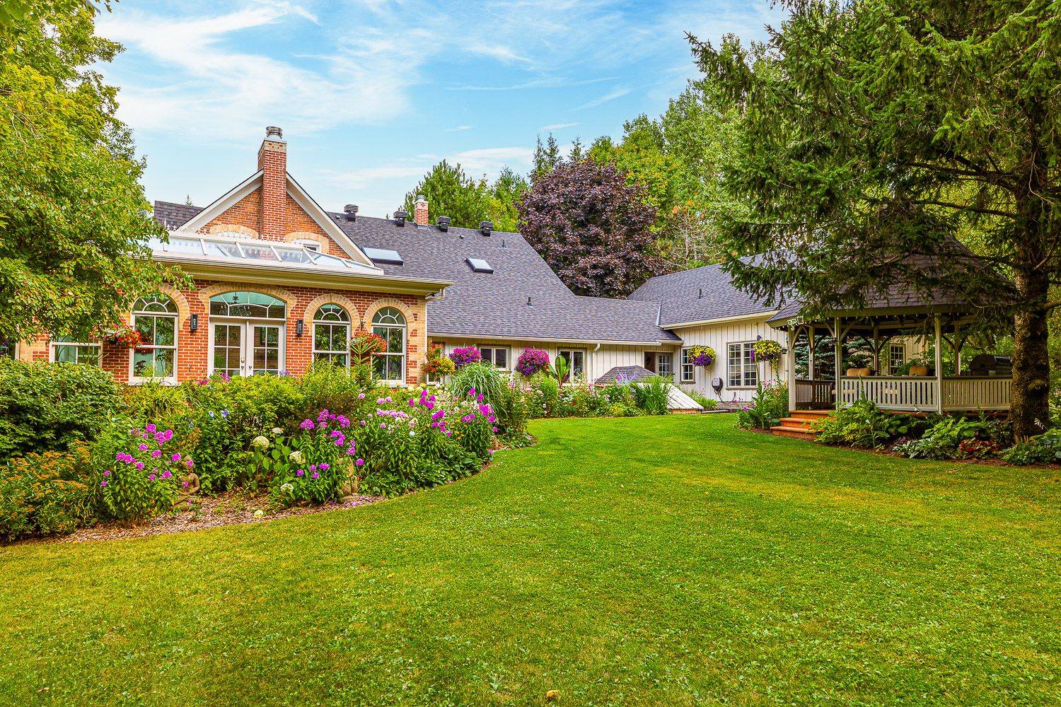 East Luther Grand Valley, ON L9W 0W6,282398 County Rd 10 N/A