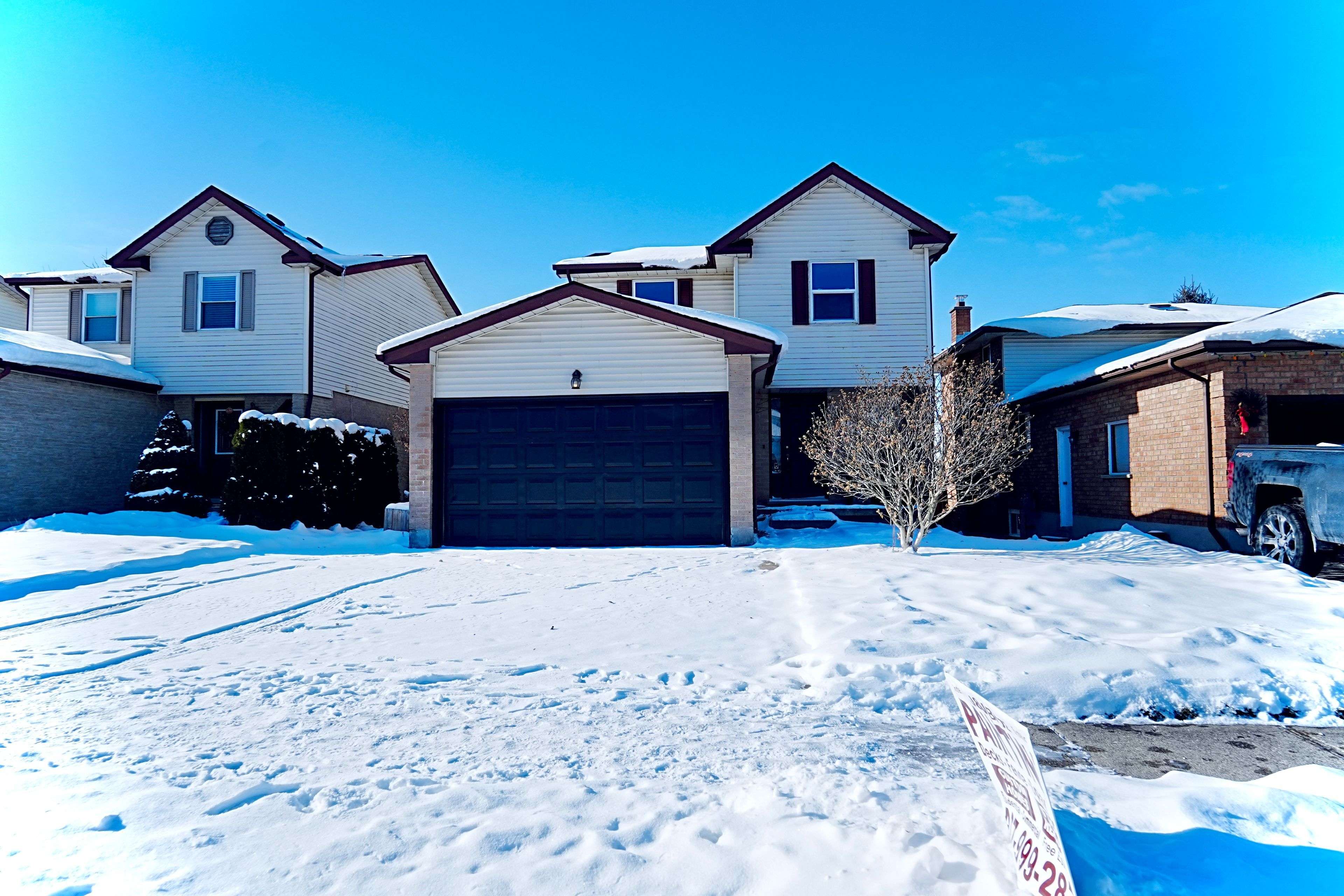 Cambridge, ON N1R 7X3,128 Stonyburn CRES