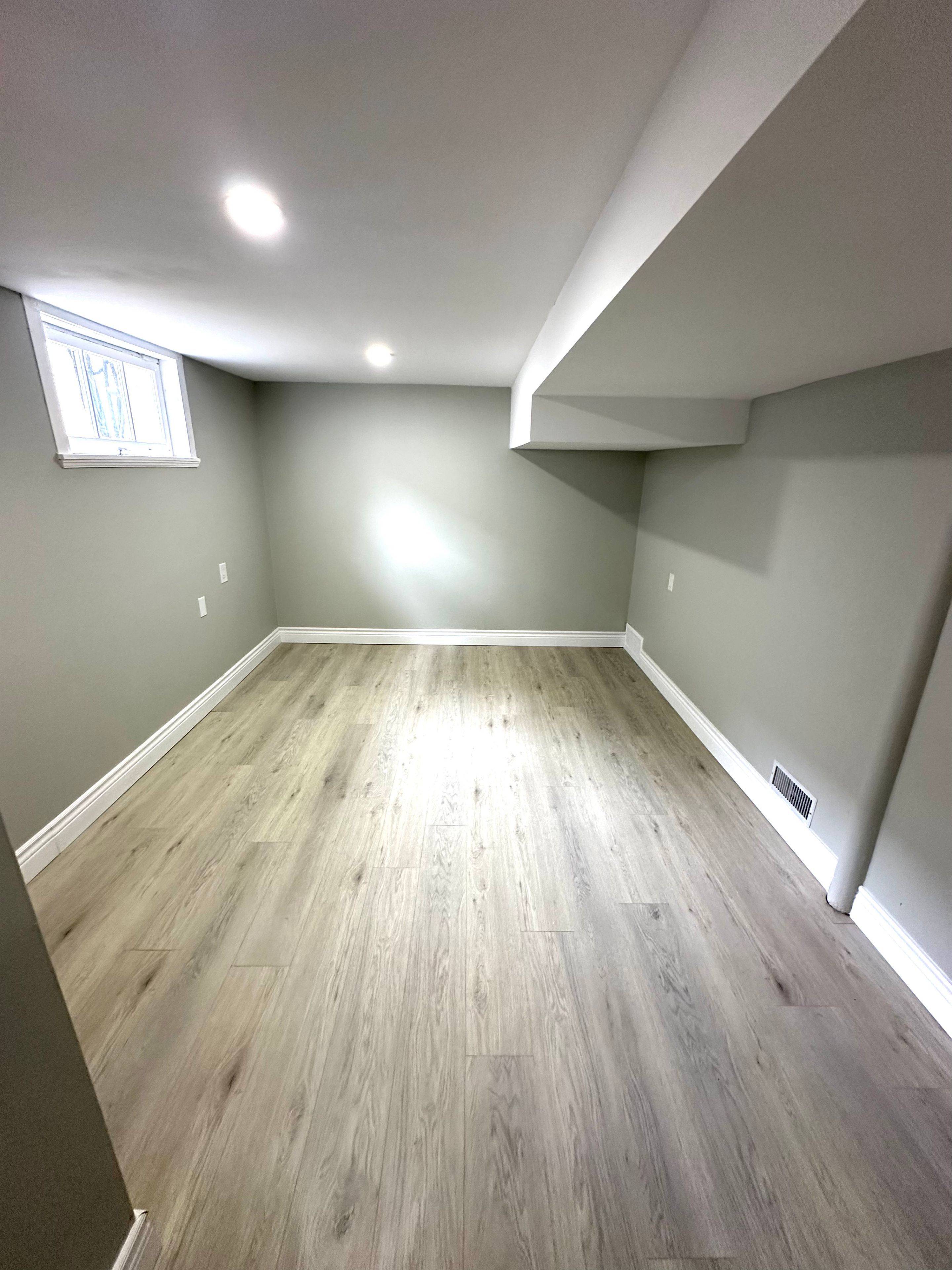 London East, ON N5W 4A5,437 Charlotte ST #Lower