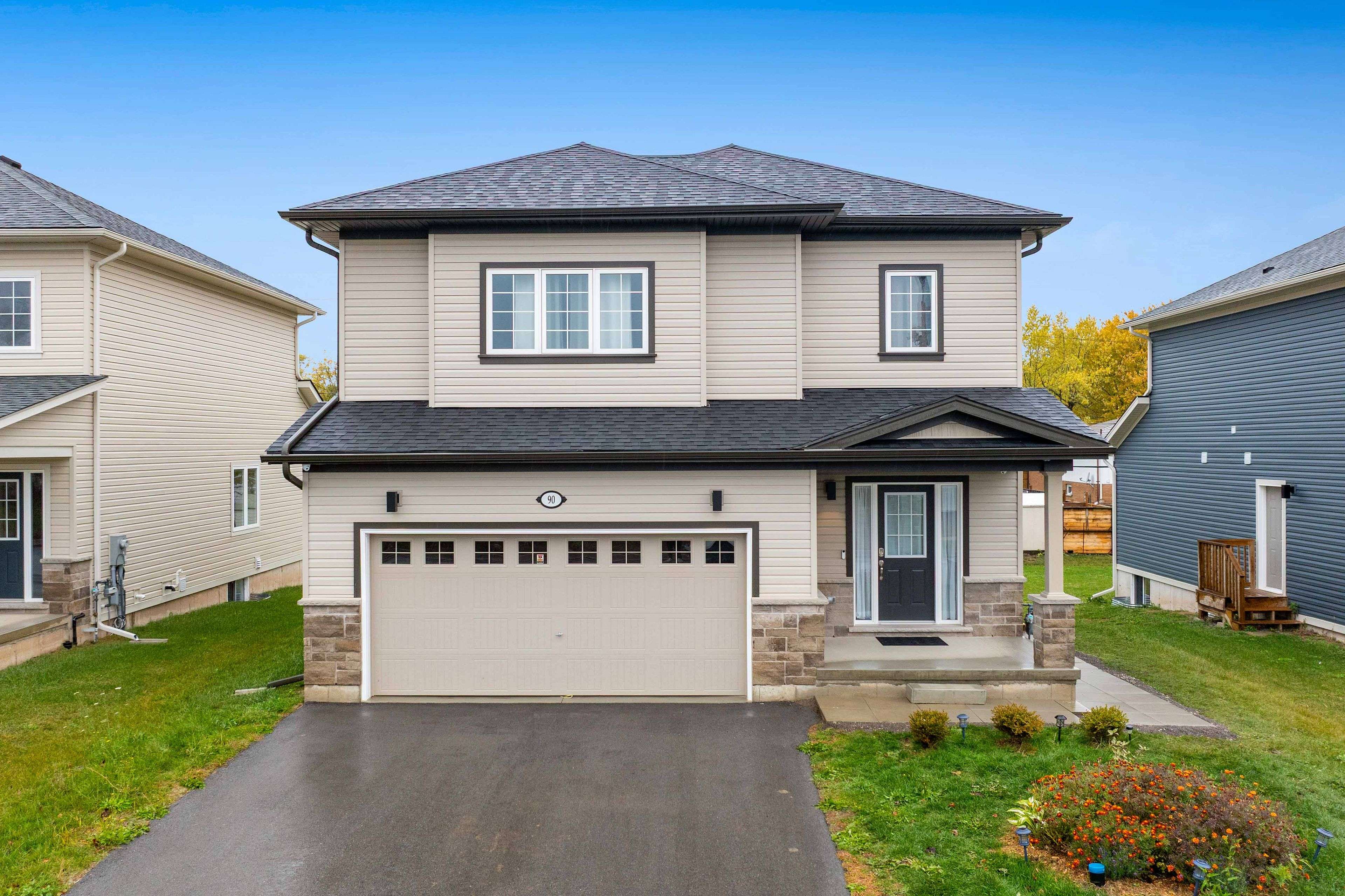 Port Colborne, ON L3K 6E4,90 Hillcrest RD #Lower