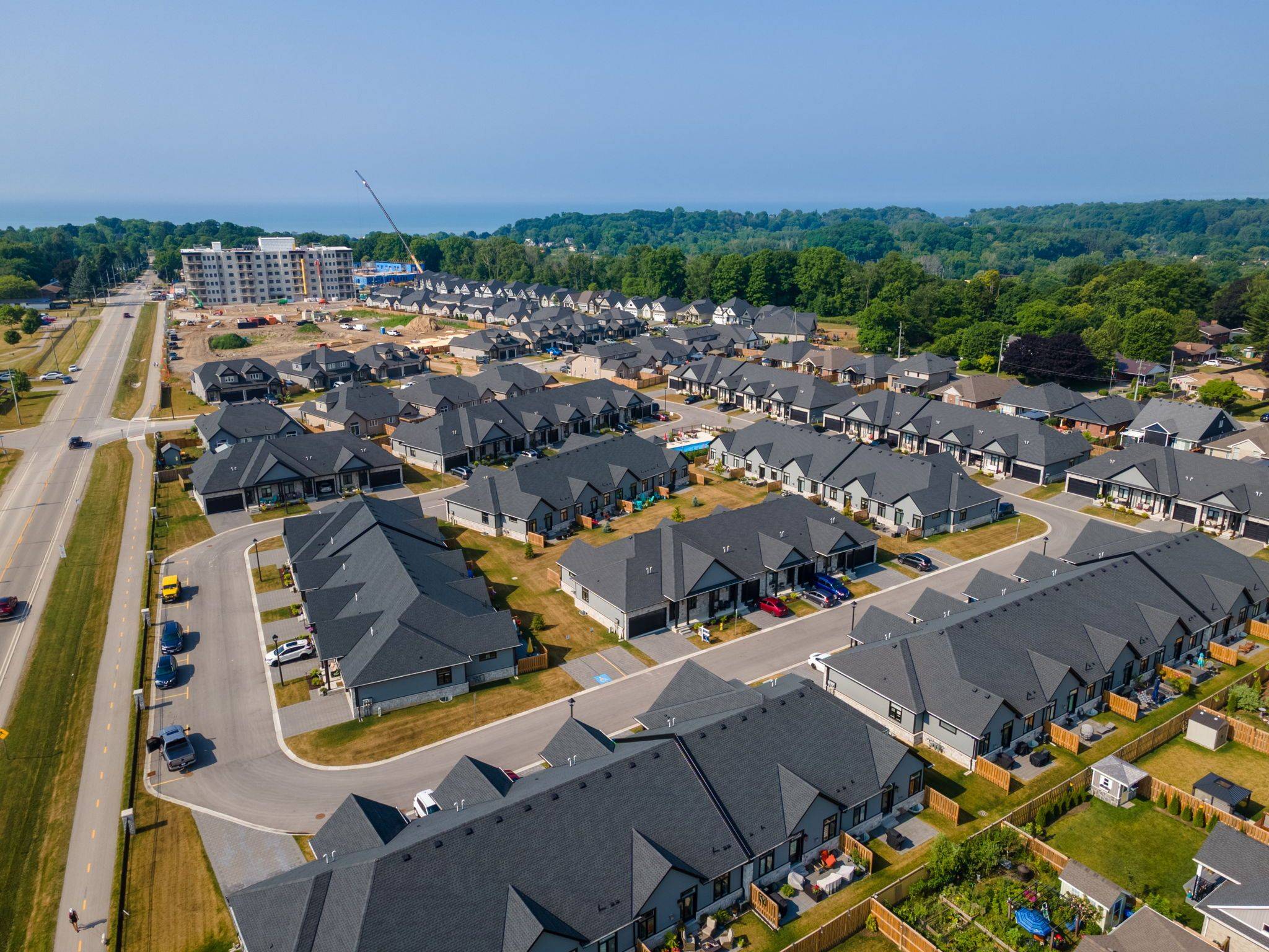 Central Elgin, ON N5L 0B4,63 Compass TRL #44