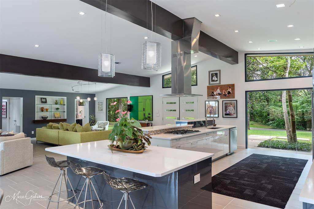 Shreveport, LA 71106,9460 Red Oak Lane