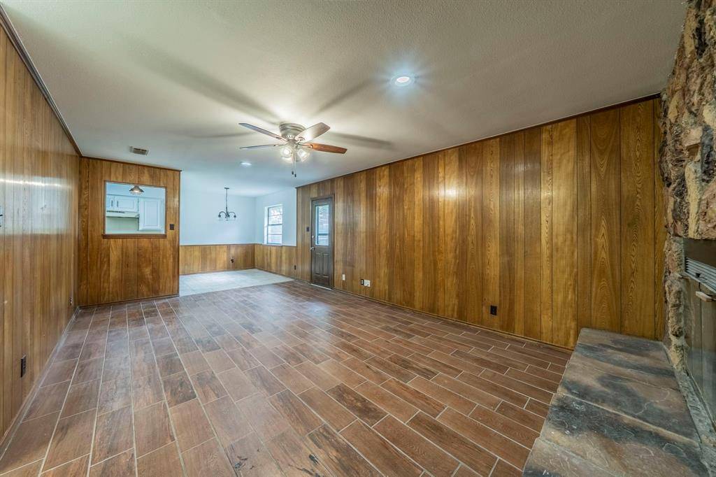 Waxahachie, TX 75165,105 Briar Lane