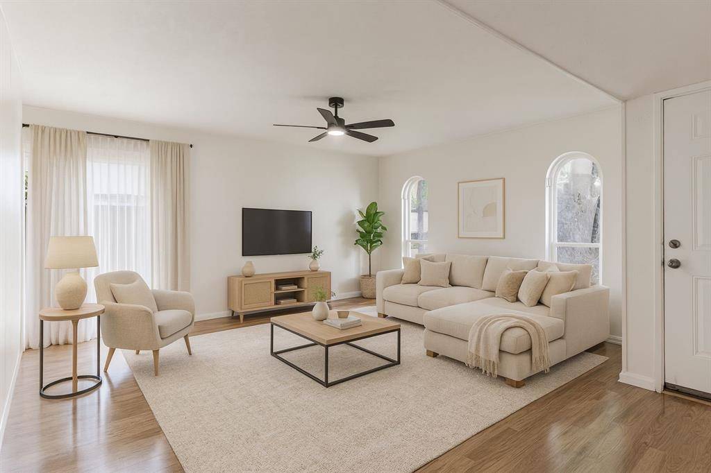 Rowlett, TX 75089,5920 Maple Lane