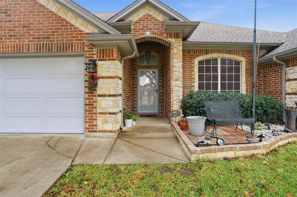 Saginaw, TX 76179,568 Willowview Drive