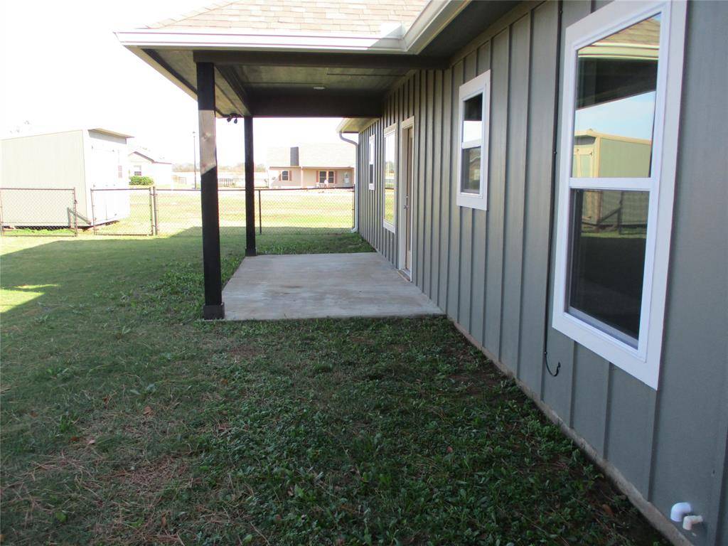 Emory, TX 75440,207 Mill Street