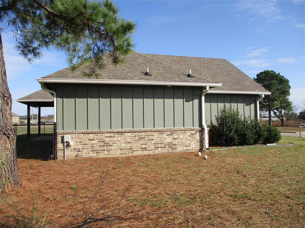 Emory, TX 75440,207 Mill Street