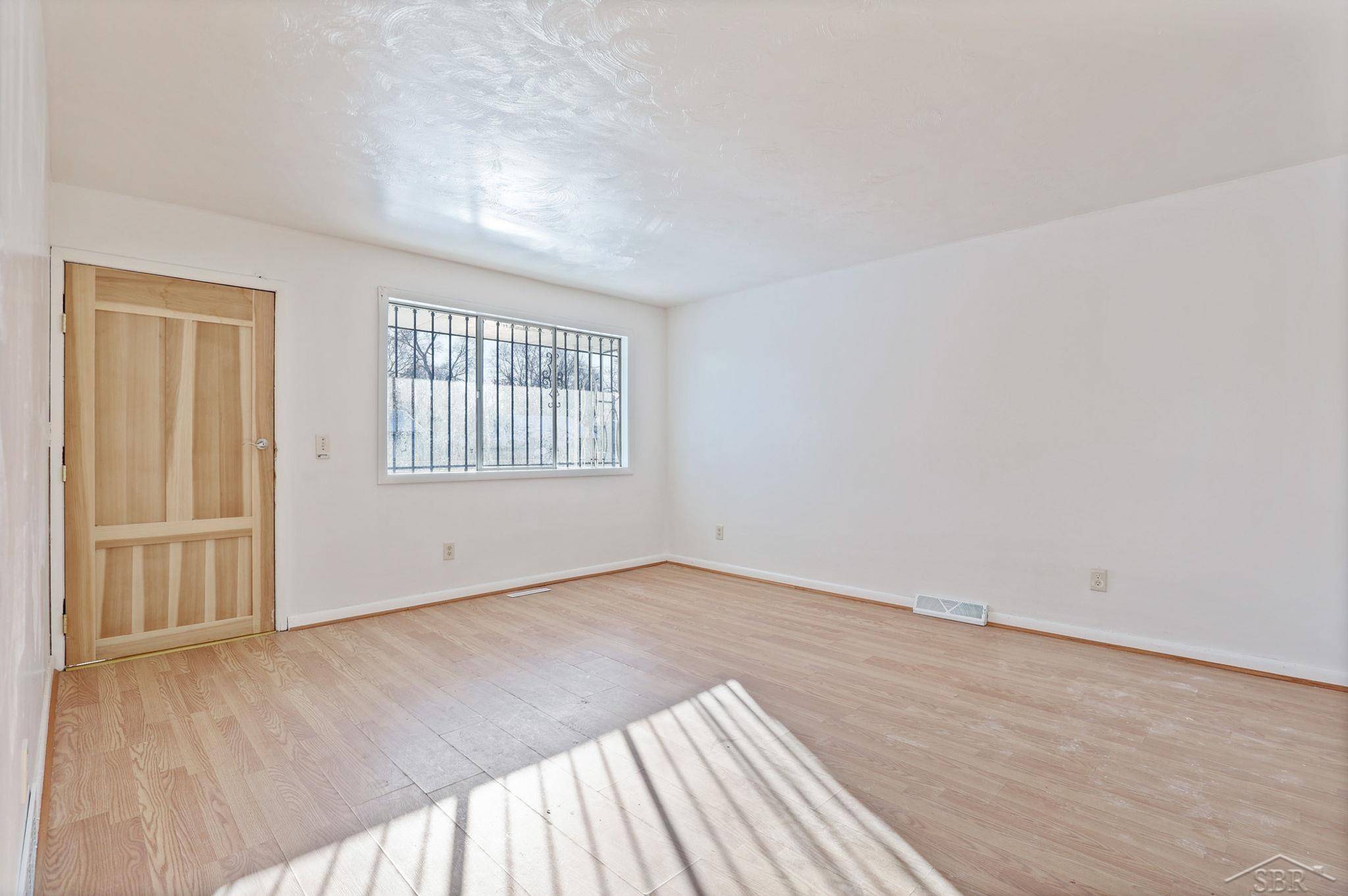 Saginaw, MI 48601,2431 Ledyard ST