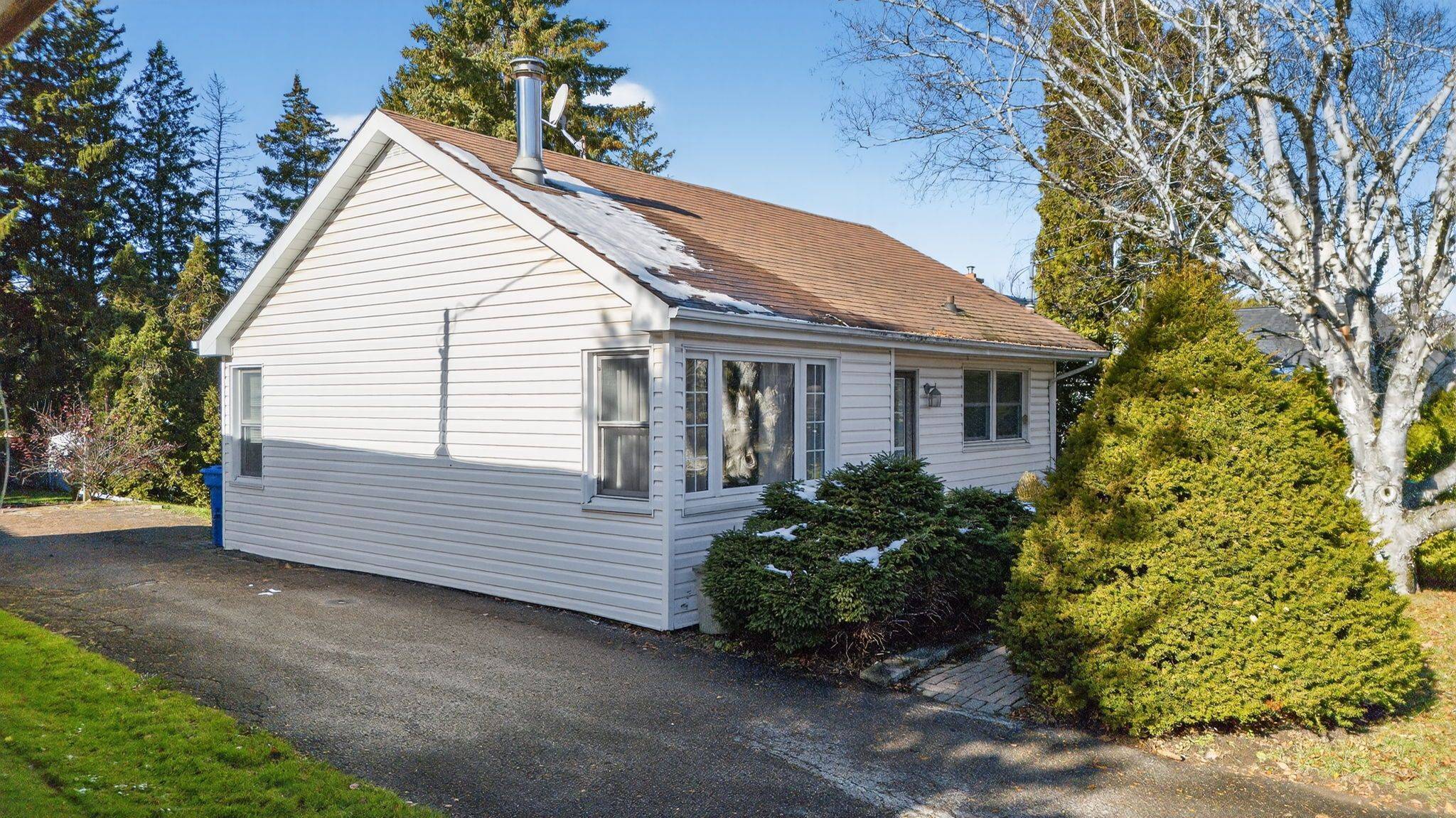 King, ON L7B 1J1,13132 Keele ST