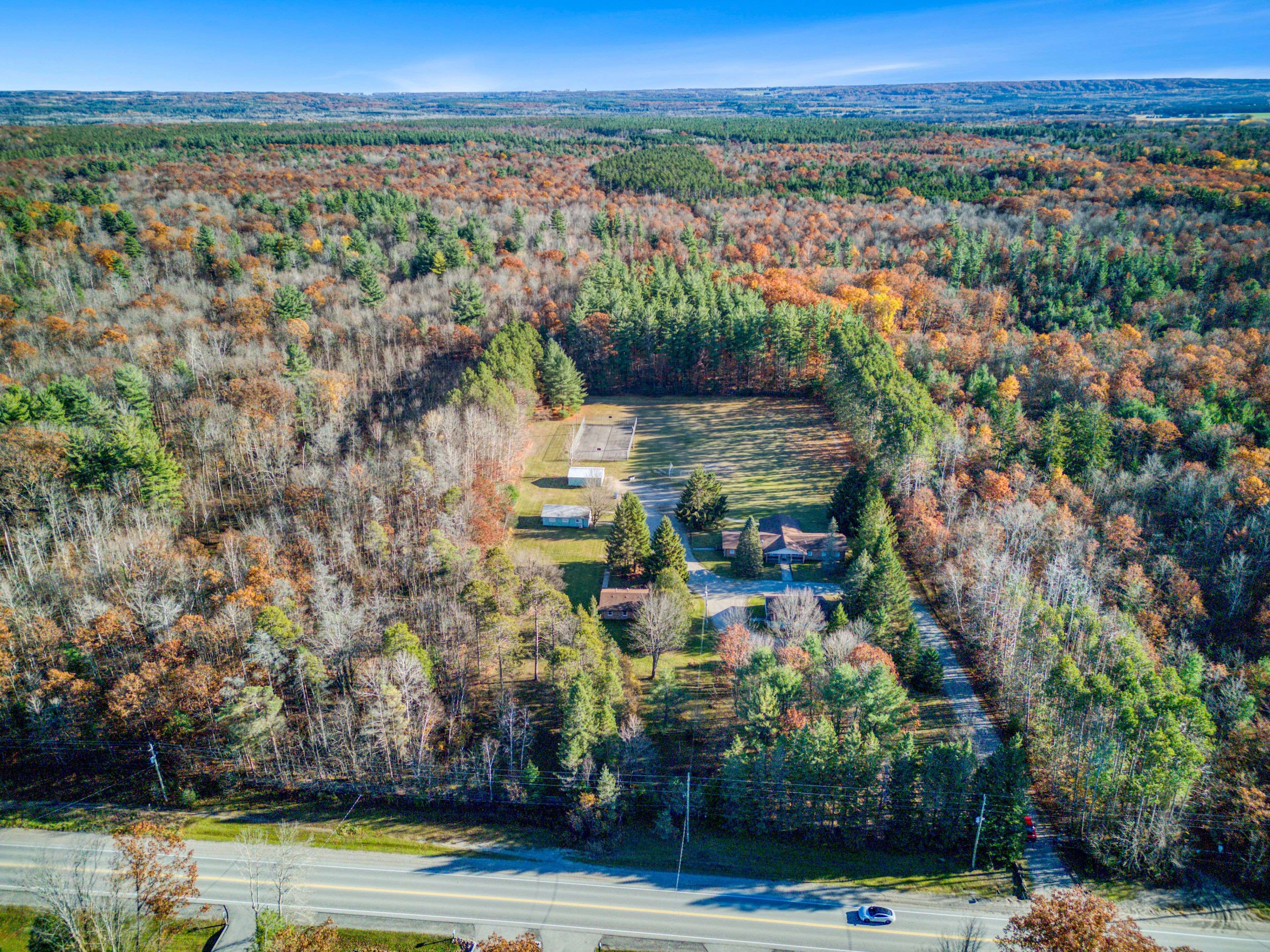 Springwater, ON L9X 1E8,3761 Horseshoe Valley RD W