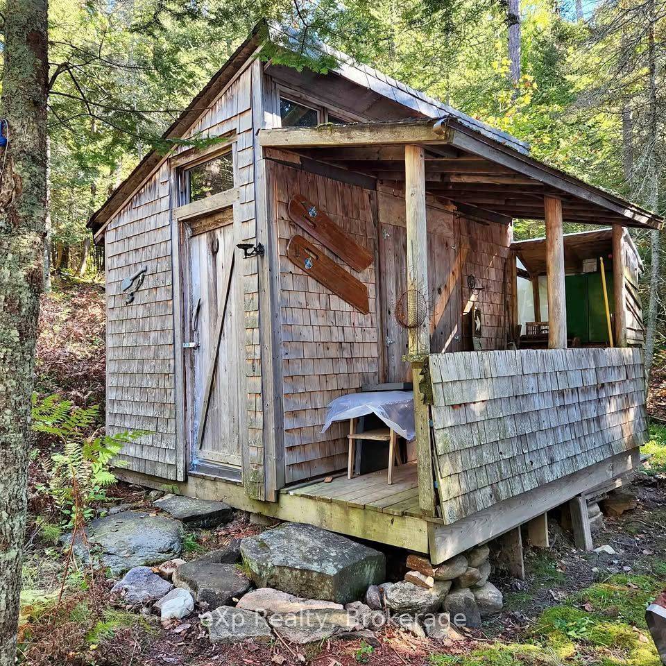 Magnetawan, ON P0A 1P0,9 North Poverty Bay RD