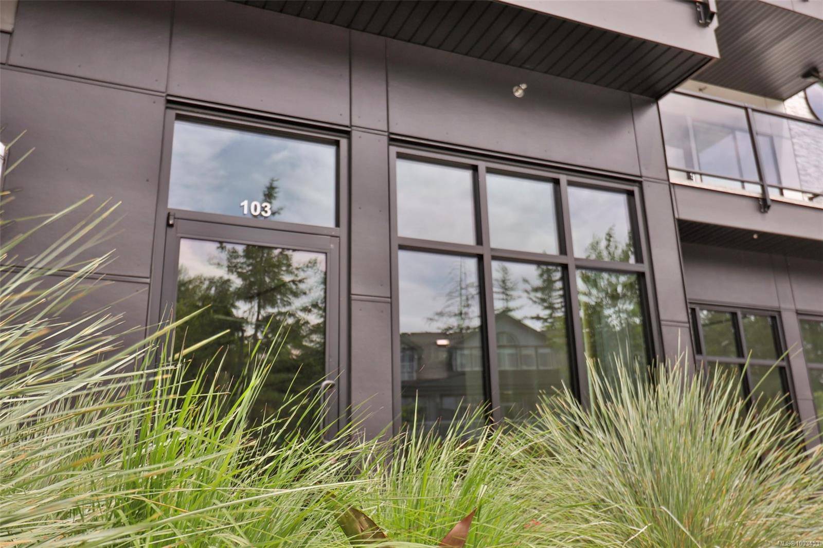 Nanaimo, BC V9T 2H3,4474 Wellington Rd #103