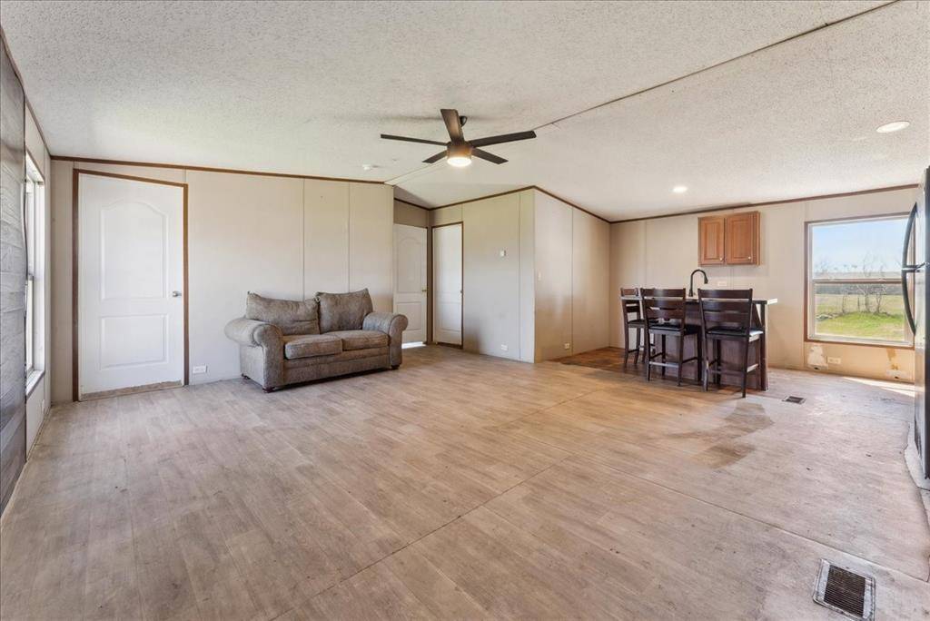 Kaufman, TX 75142,3347 County Road 103