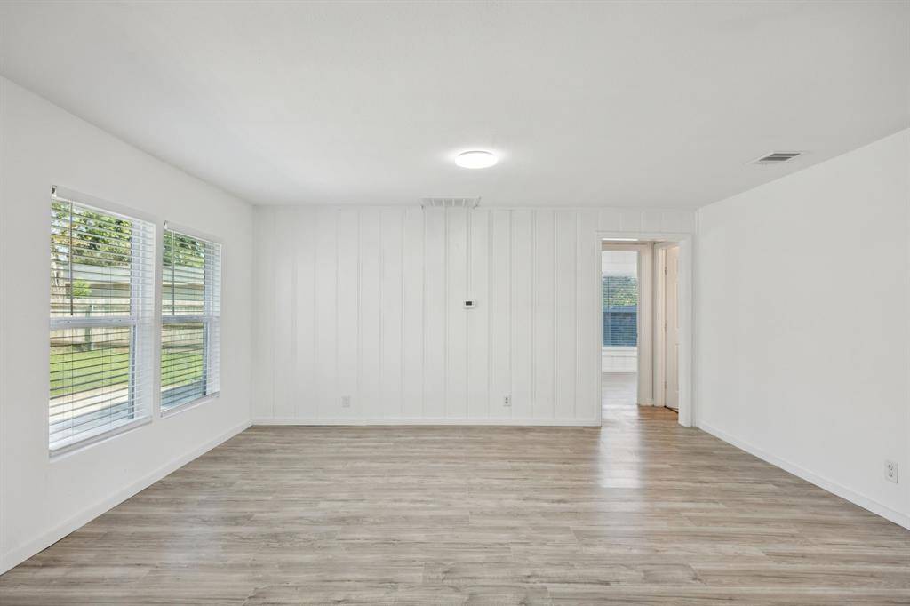 Terrell, TX 75160,303 N Delphine Street