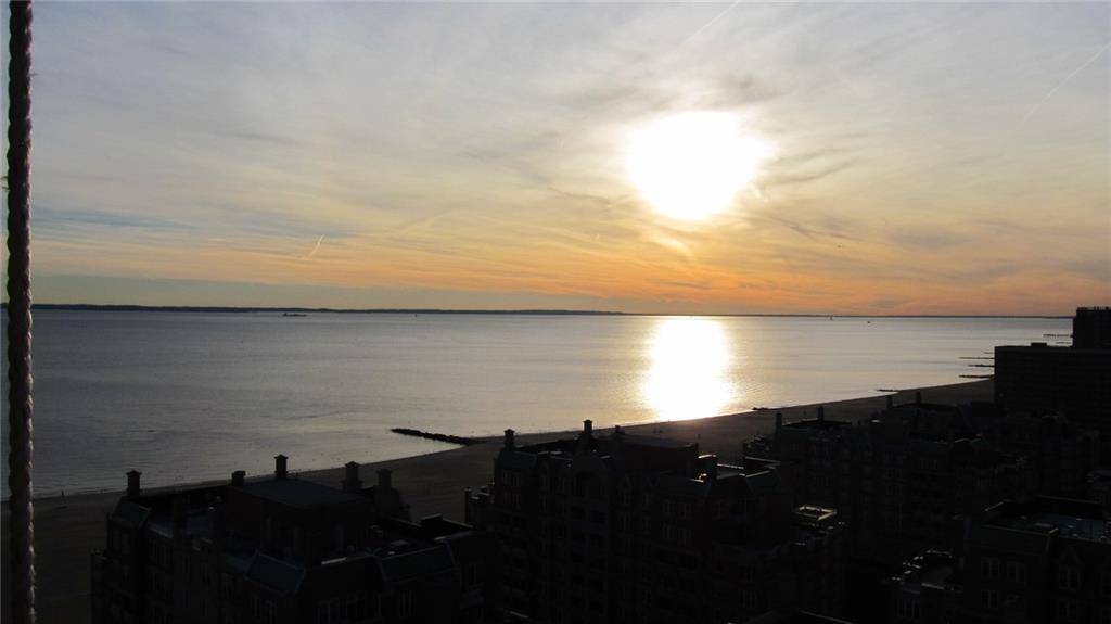 Brooklyn, NY 11235,35 Seacoast TER #20K