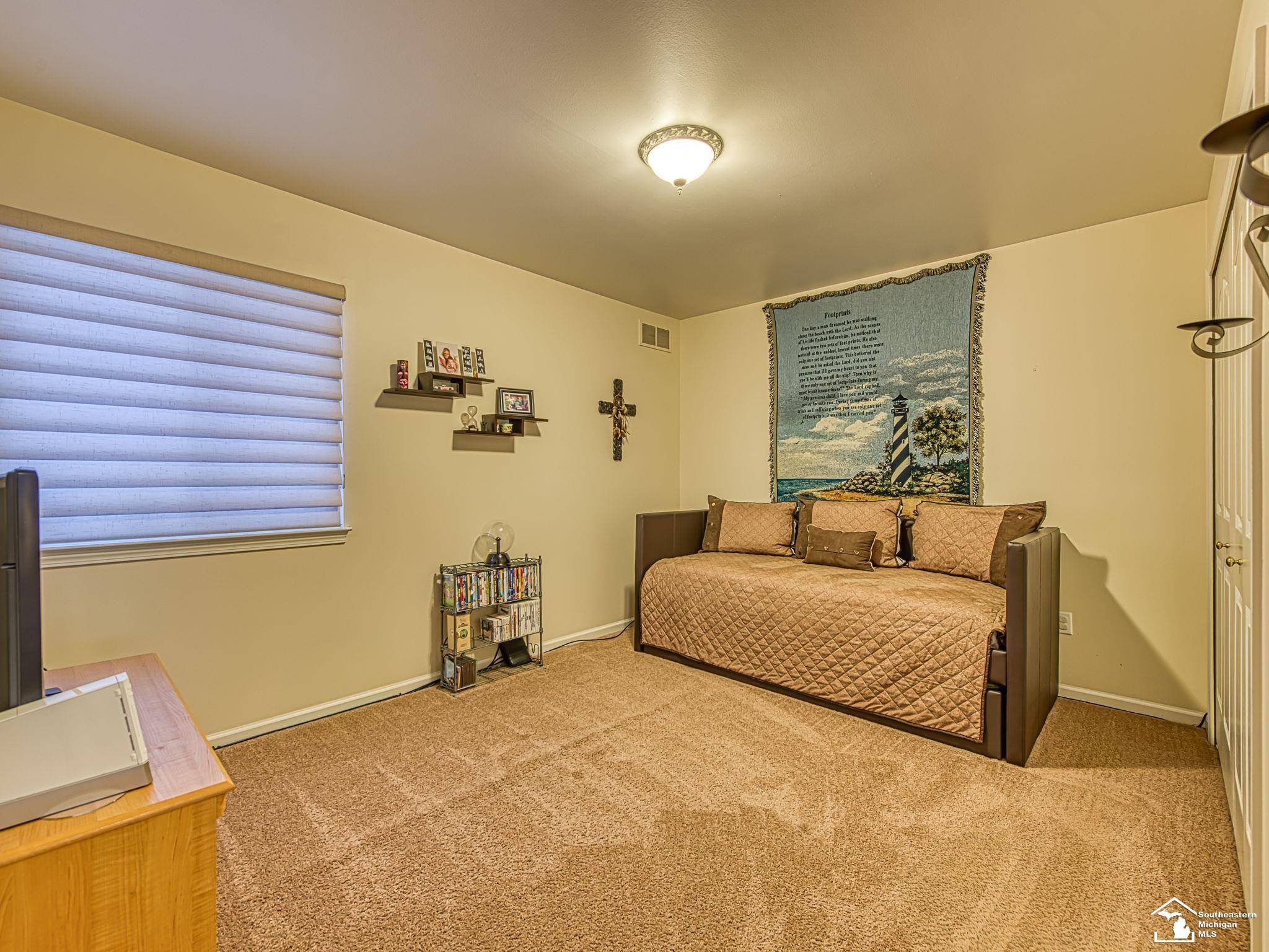 Brownstown, MI 48134,25247 Warren DR