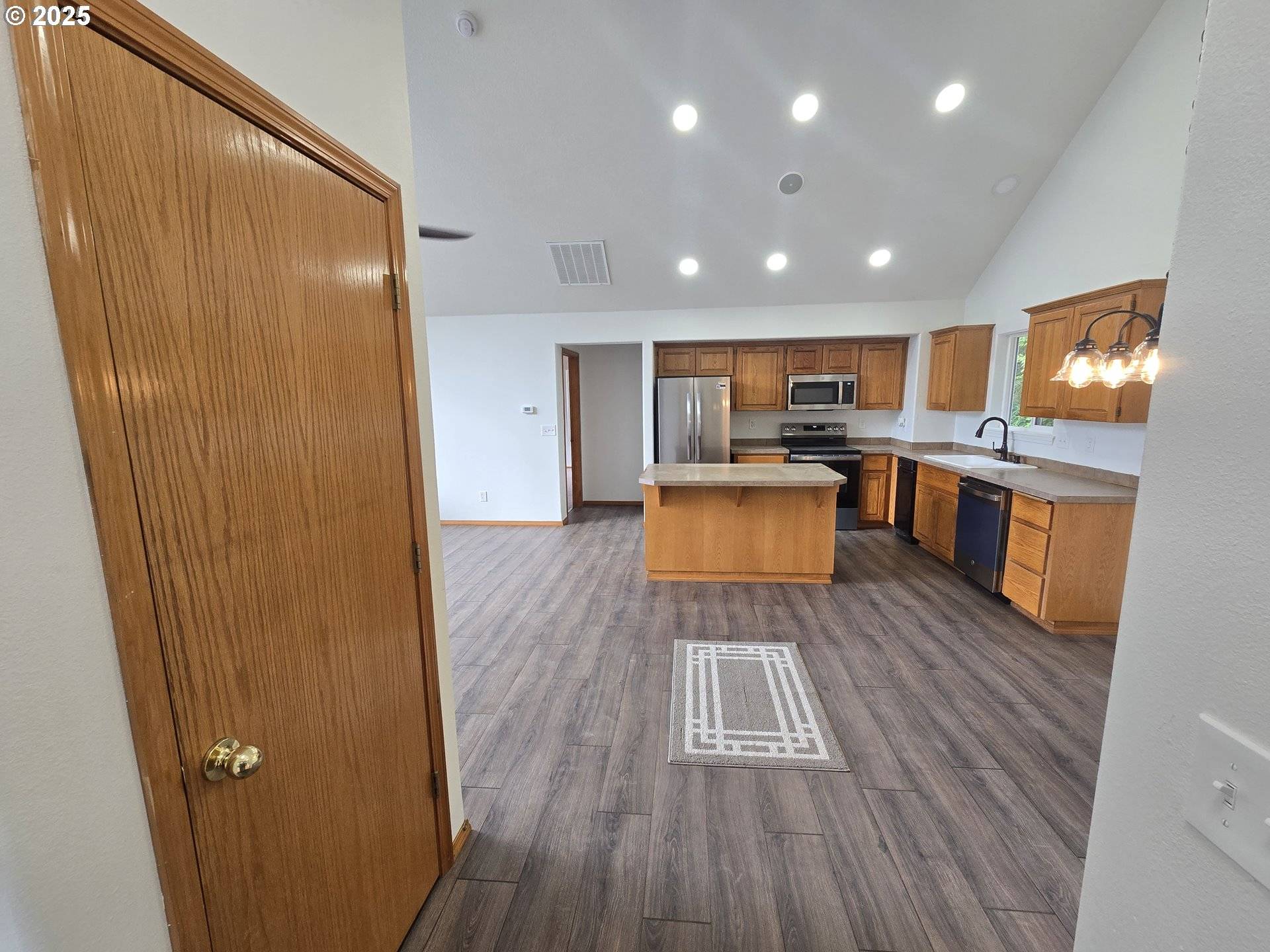 Stevenson, WA 98648,85 SW MONDA RD