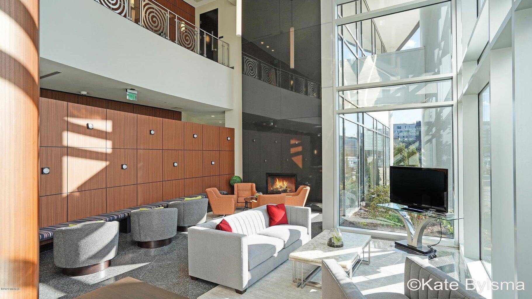 Grand Rapids, MI 49504,335 Bridge ST NW #602