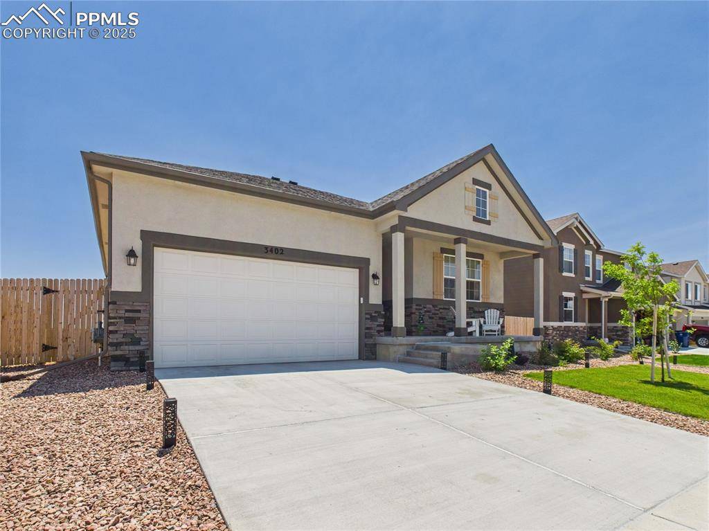 Pueblo, CO 81001,3402 Bella Luna DR