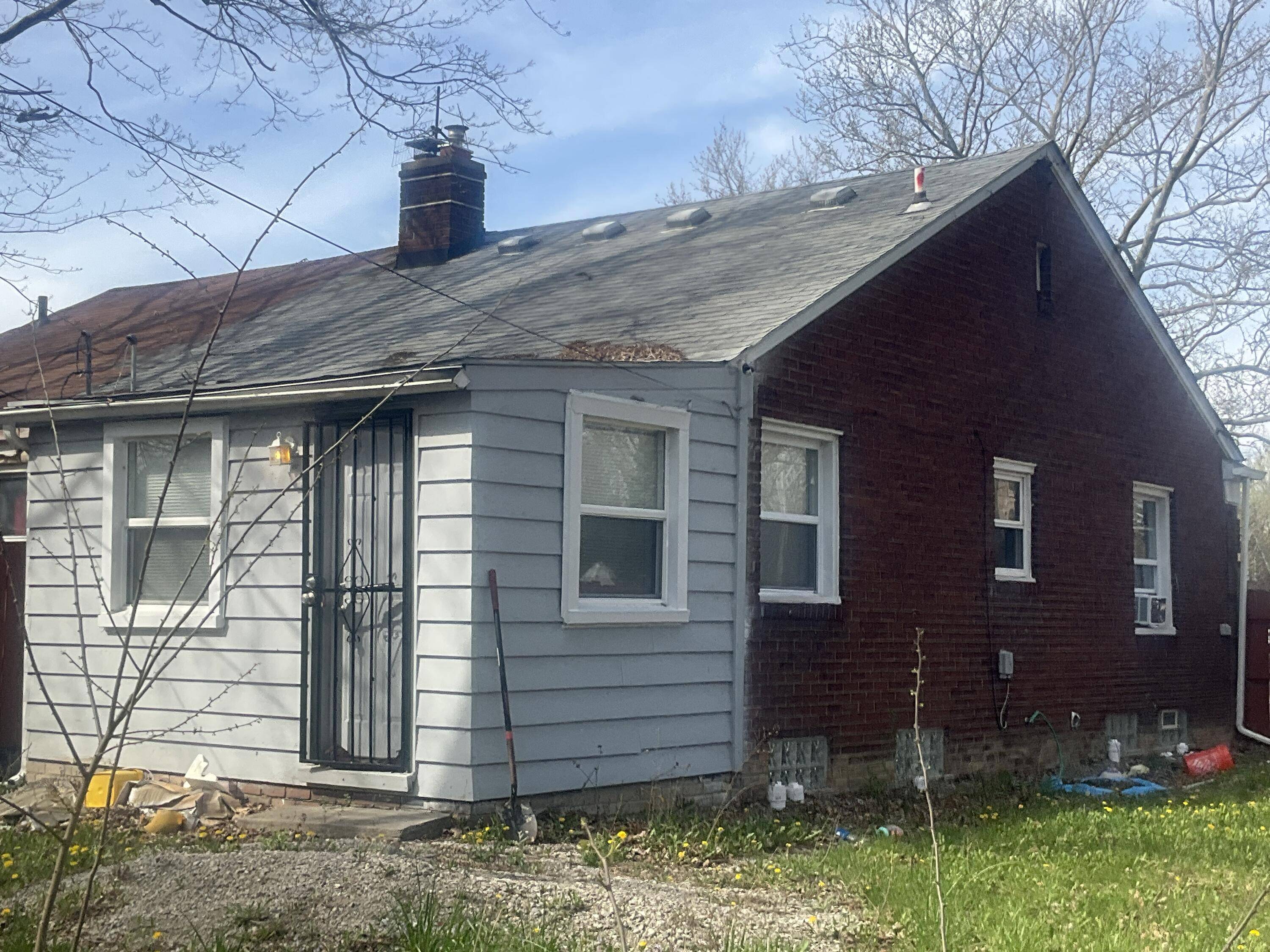 Detroit, MI 48224,18942 Moross RD