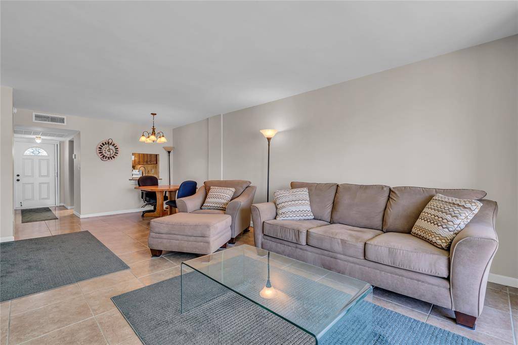 Lighthouse Point, FL 33064,4500 N Federal Hwy #319C