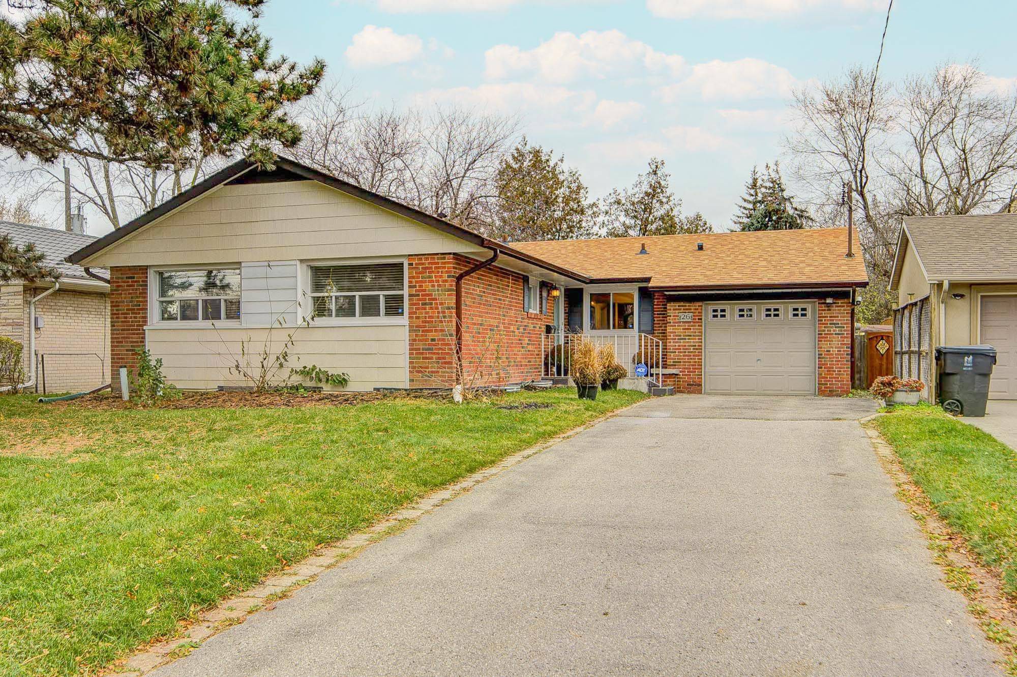 Toronto C13, ON M4A 1M9,26 ELVASTON DR