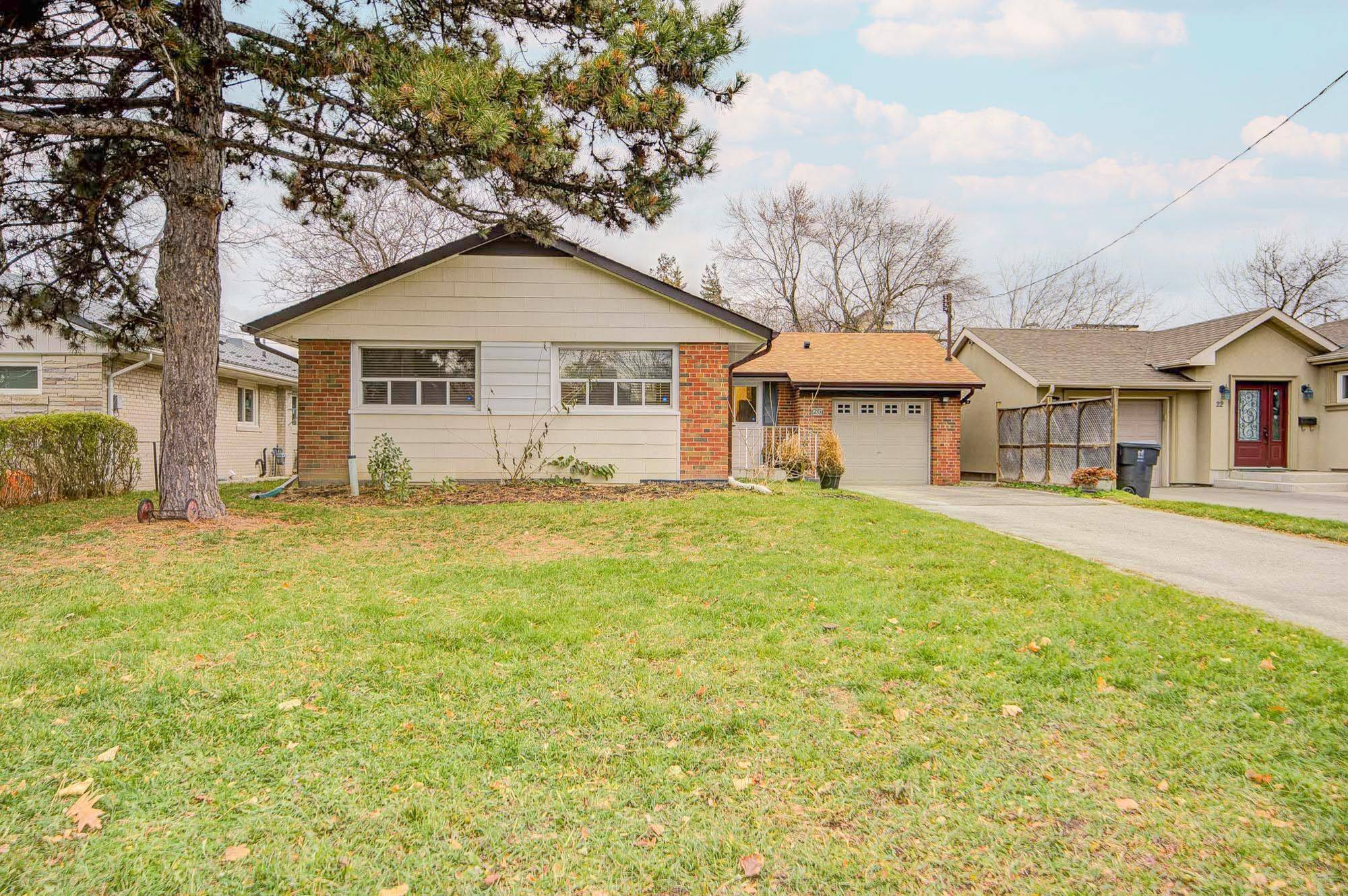 Toronto C13, ON M4A 1M9,26 ELVASTON DR