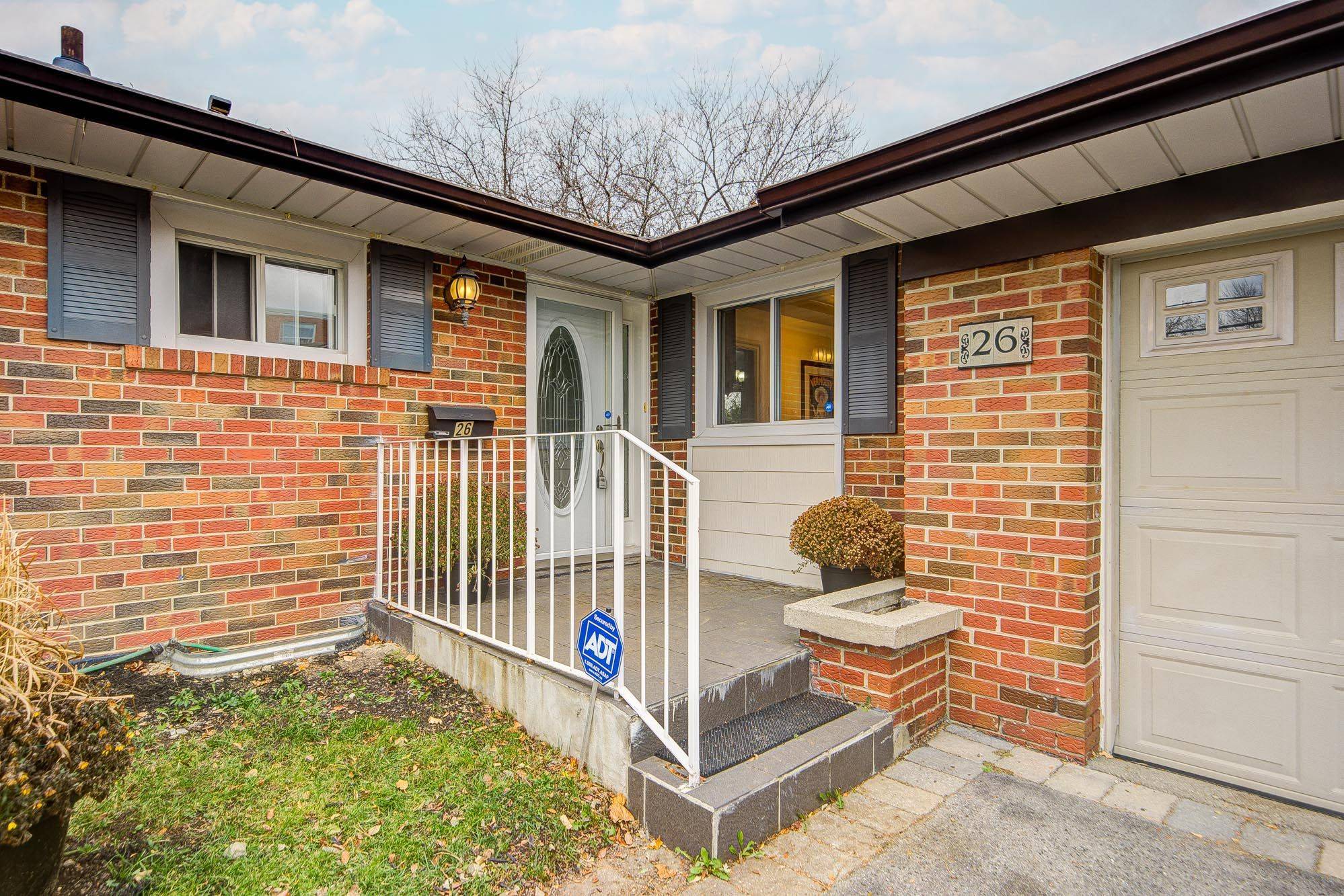 Toronto C13, ON M4A 1M9,26 ELVASTON DR