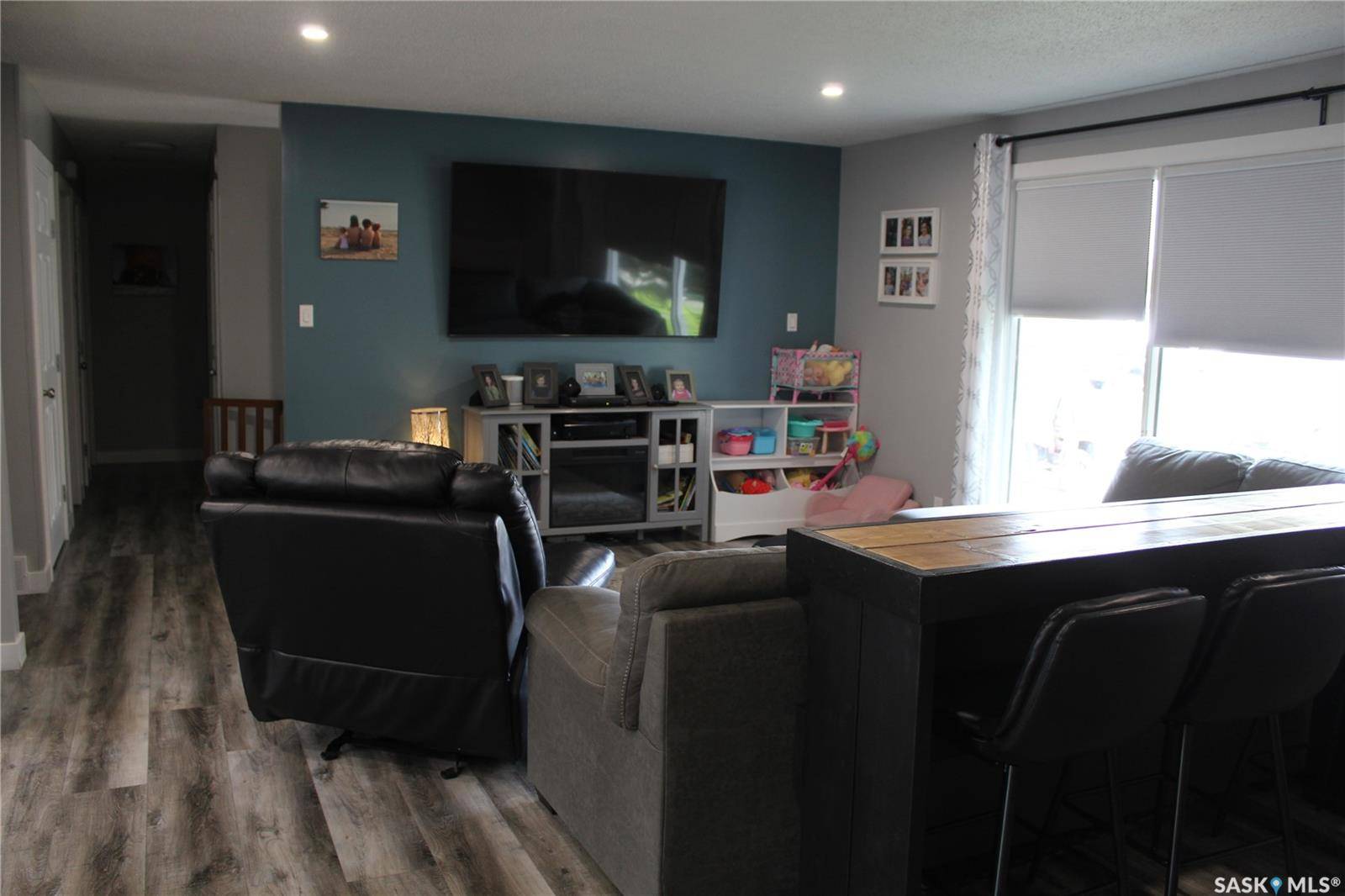 Wilkie, SK S0K 4W0,409 5th STREET W