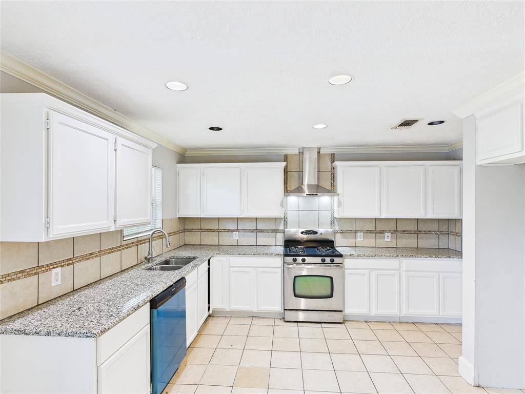 Fort Worth, TX 76116,6909 Valhalla Road