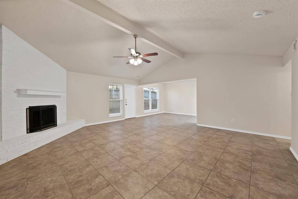 Arlington, TX 76017,4807 Crestmont Court